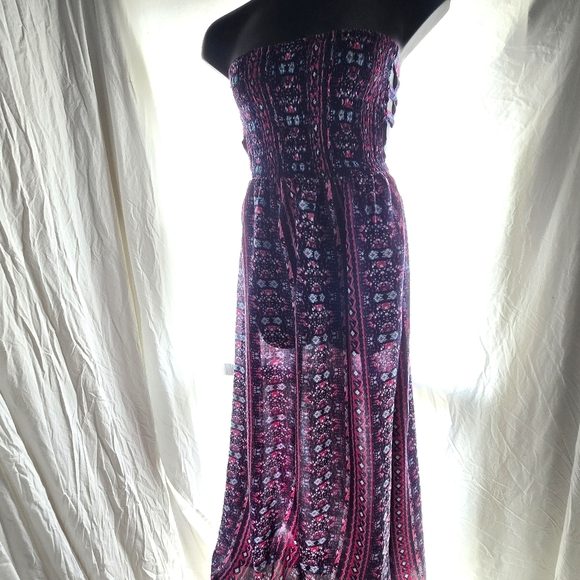 Tiare Hawaii Dresses & Skirts - Beautiful Tiare Hawaii Dress NWT